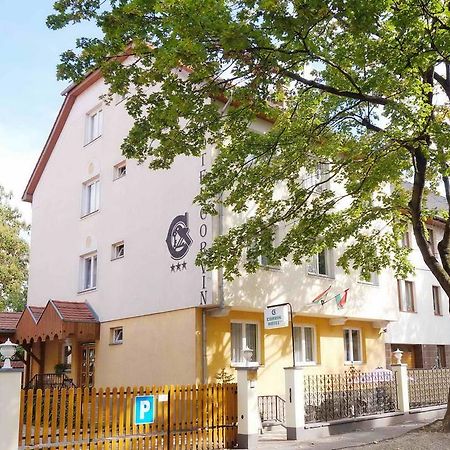 Corvin Hotel Gyor Luaran gambar